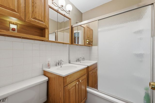 624 S Ohio Avenue, Davenport, IA 52802