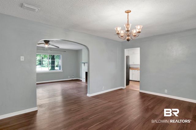 4712 Princeton Drive, Mobile, AL 36618