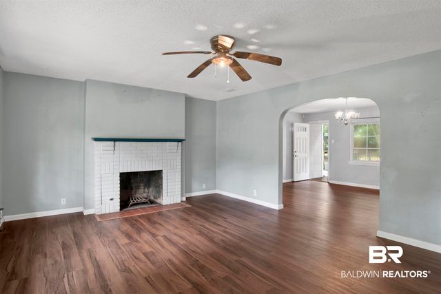 4712 Princeton Drive, Mobile, AL 36618