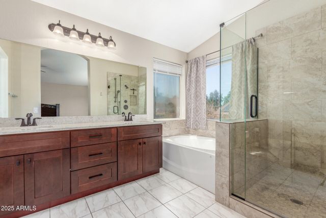 3424 E HARMONY Avenue, Mesa, AZ 85204