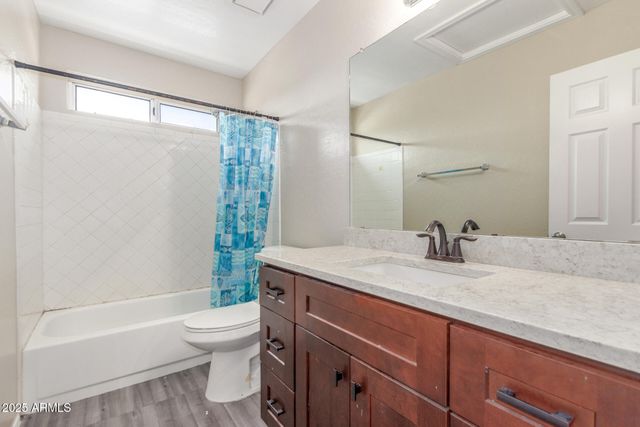 3424 E HARMONY Avenue, Mesa, AZ 85204