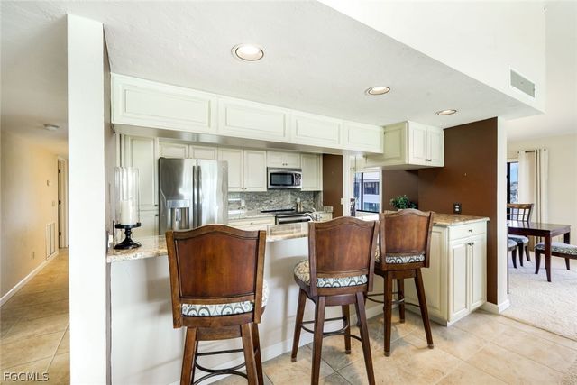 16580 Waters Edge CT 202, Fort Myers, FL 33908