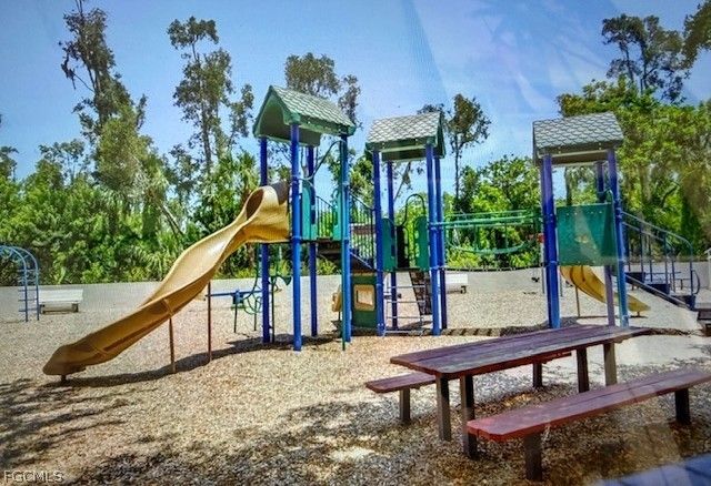 16580 Waters Edge CT 202, Fort Myers, FL 33908