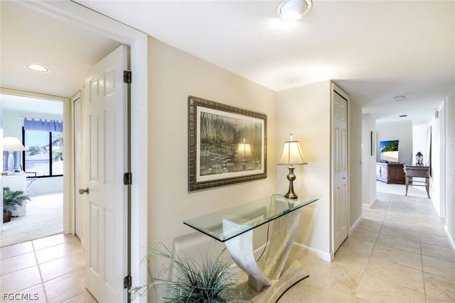 16580 Waters Edge CT 202, Fort Myers, FL 33908