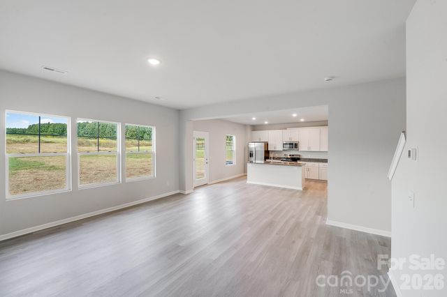 142 Red Cedar Lane, Statesville, NC 28625