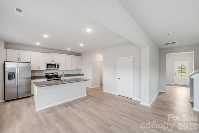 142 Red Cedar Lane, Statesville, NC 28625