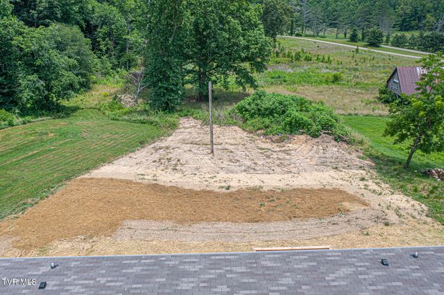 128 Elbow City Road, Rogersville, TN 37857