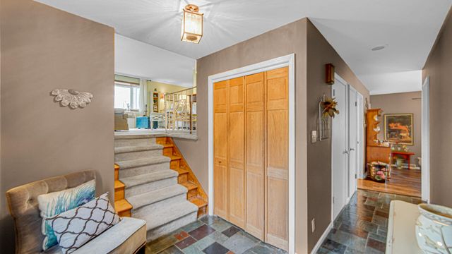 738 E 11th Street, Hobart, IN 46342