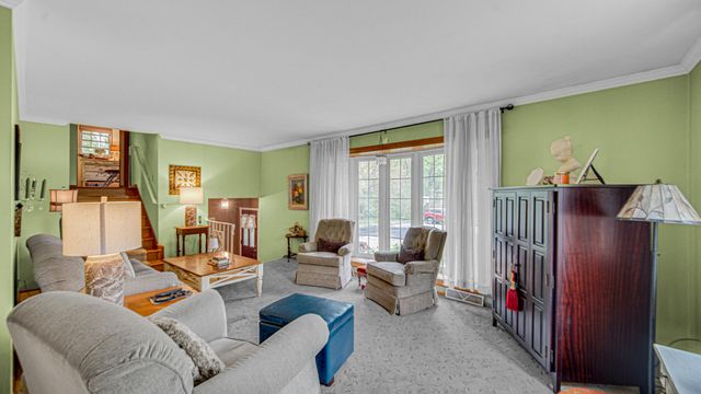 738 E 11th Street, Hobart, IN 46342