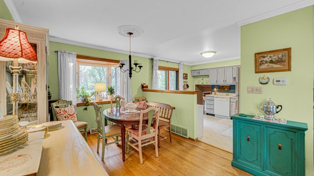 738 E 11th Street, Hobart, IN 46342