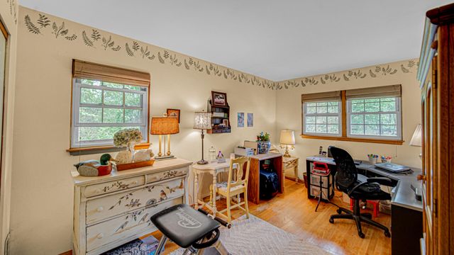 738 E 11th Street, Hobart, IN 46342