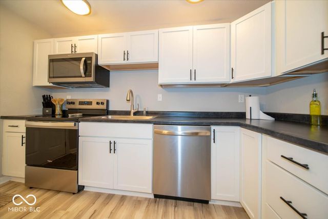 3545 Brewer Drive, Indianapolis, IN 46222