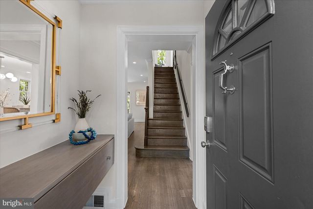 4414 DAVENPORT ST NW, Washington, DC 20016