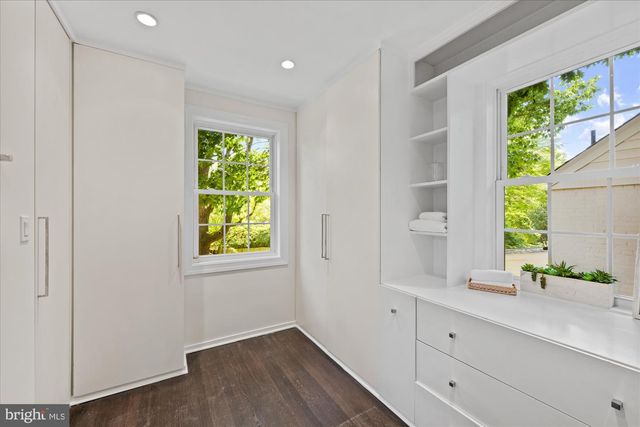4414 DAVENPORT ST NW, Washington, DC 20016