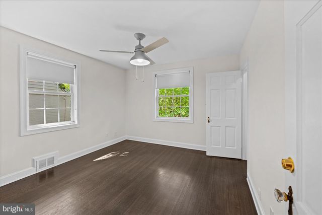 4414 DAVENPORT ST NW, Washington, DC 20016