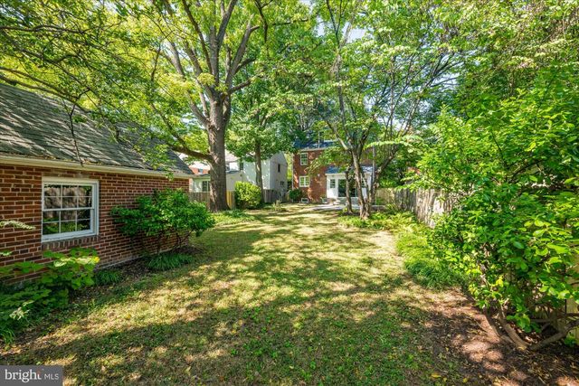 4414 DAVENPORT ST NW, Washington, DC 20016
