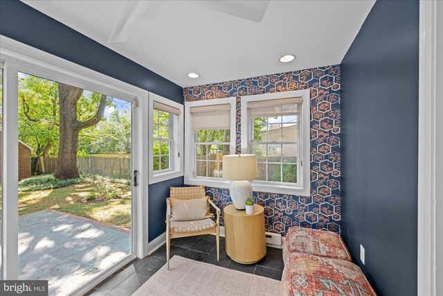 4414 DAVENPORT ST NW, Washington, DC 20016
