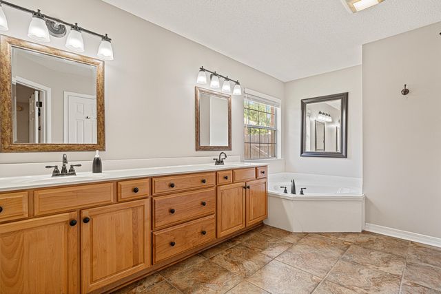 1741 Wren Way, Niceville, FL 32578