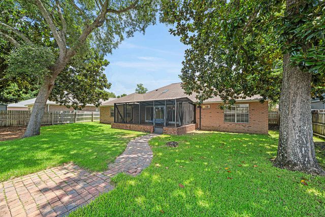 1741 Wren Way, Niceville, FL 32578