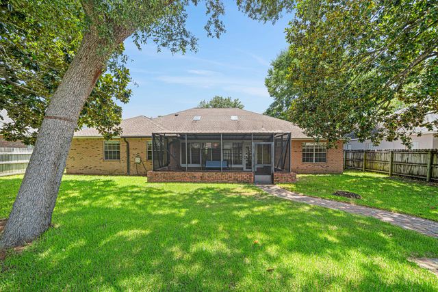 1741 Wren Way, Niceville, FL 32578