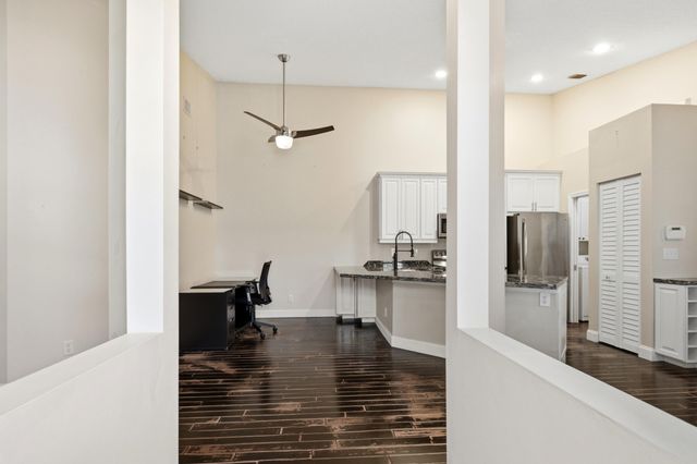 10725 PELICAN Drive, Wellington, FL 33414
