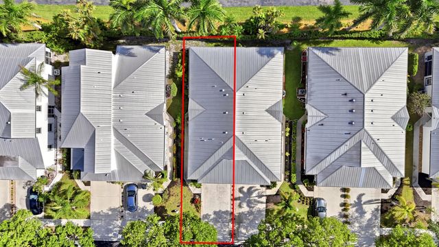 10725 PELICAN Drive, Wellington, FL 33414