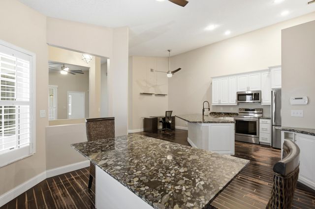 10725 PELICAN Drive, Wellington, FL 33414