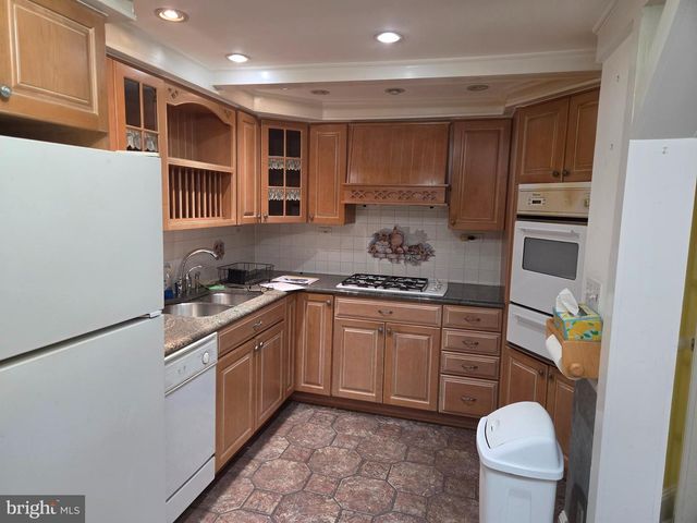 3450 E STATE ST, Hamilton Township, NJ 08619