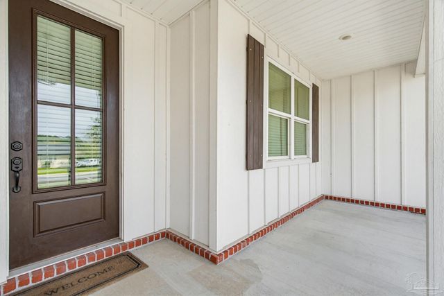 3300 Eagle St, Cantonment, FL 32533