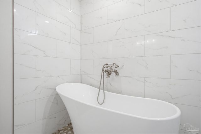 3300 Eagle St, Cantonment, FL 32533