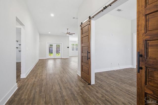 3300 Eagle St, Cantonment, FL 32533