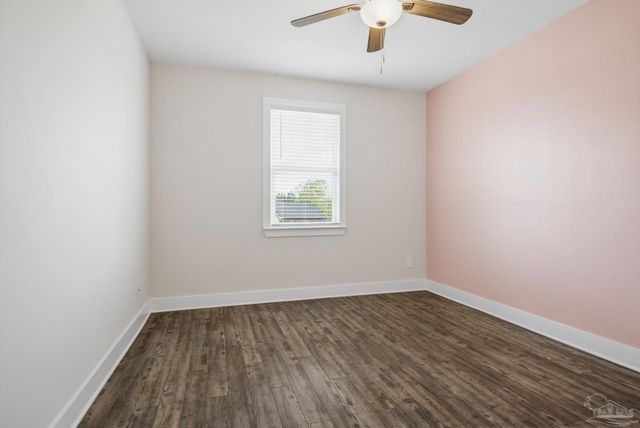 3300 Eagle St, Cantonment, FL 32533