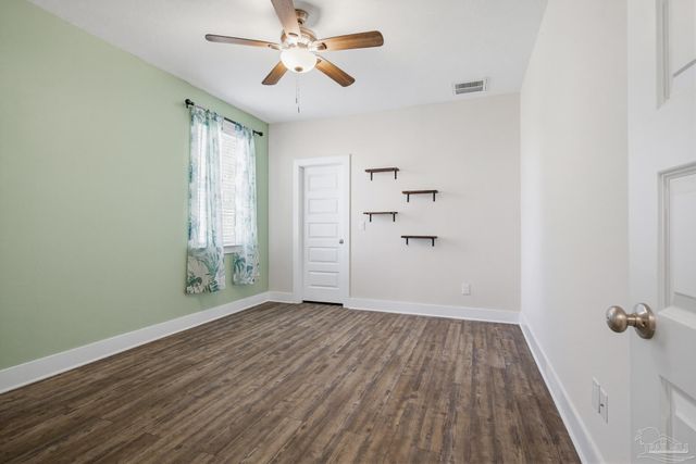 3300 Eagle St, Cantonment, FL 32533