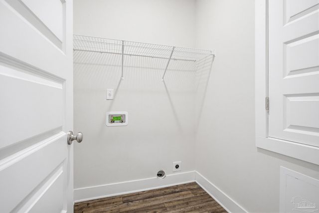 3300 Eagle St, Cantonment, FL 32533