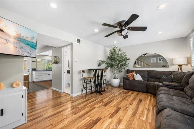 4237 Larwin, Cypress, CA 90630
