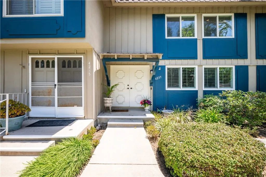 4237 Larwin, Cypress, CA 90630