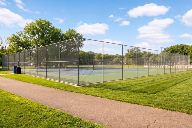 4350 Brookside Court 115, Edina, MN 55436