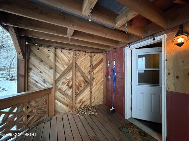 2017 Dora Way, Seward, AK 99664