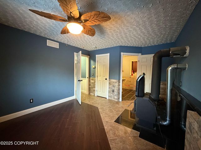 2017 Dora Way, Seward, AK 99664