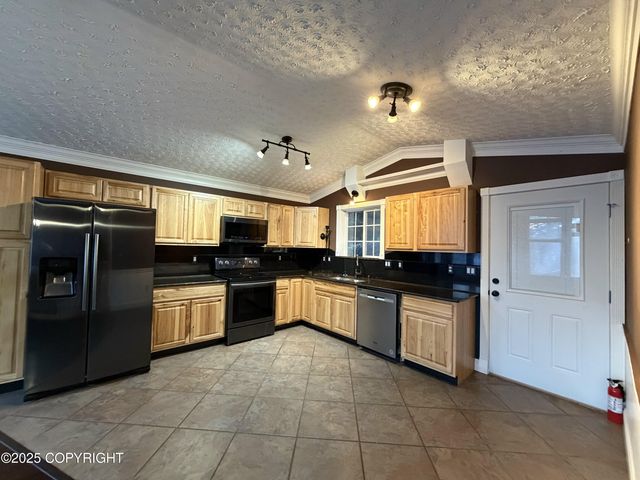 2017 Dora Way, Seward, AK 99664