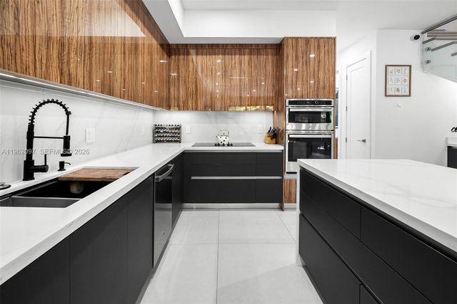 325 SW 16th St A, Fort Lauderdale, FL 33315