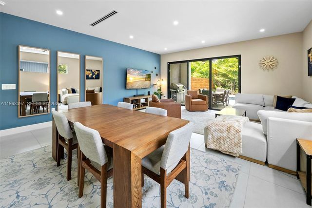 325 SW 16th St A, Fort Lauderdale, FL 33315