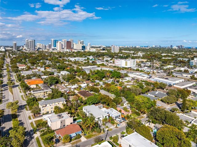 325 SW 16th St A, Fort Lauderdale, FL 33315