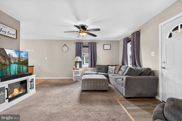 919 MARTIN RD, Baltimore, MD 21221