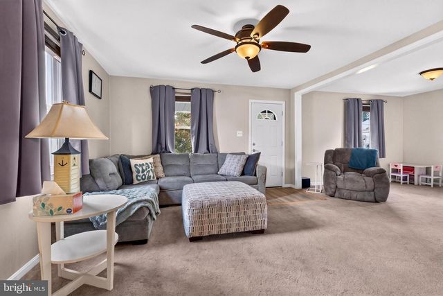 919 MARTIN RD, Baltimore, MD 21221
