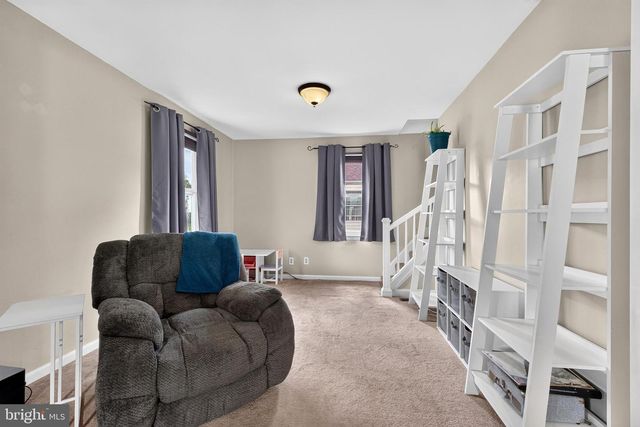 919 MARTIN RD, Baltimore, MD 21221