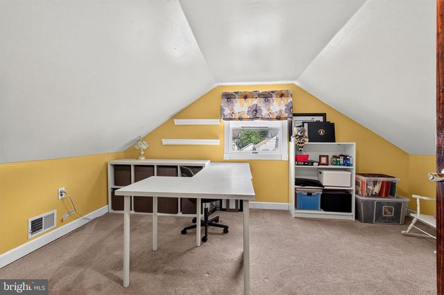 919 MARTIN RD, Baltimore, MD 21221