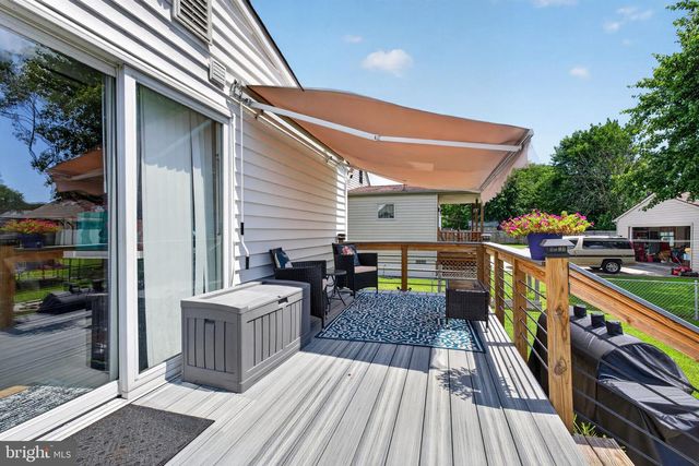 919 MARTIN RD, Baltimore, MD 21221