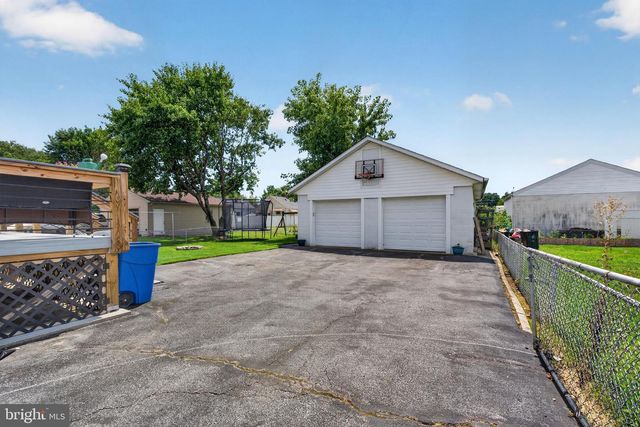 919 MARTIN RD, Baltimore, MD 21221