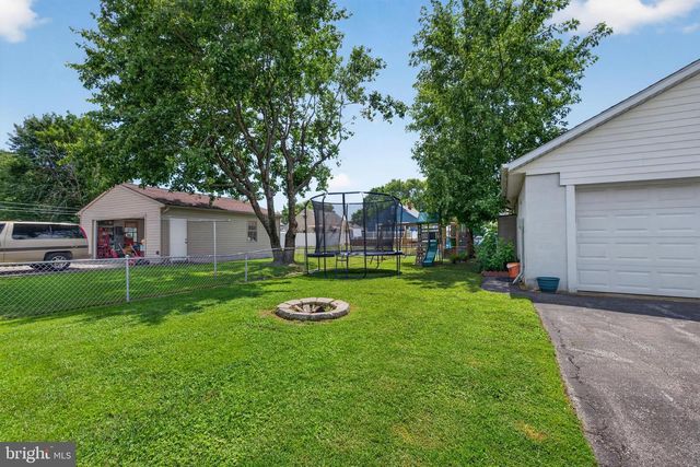 919 MARTIN RD, Baltimore, MD 21221